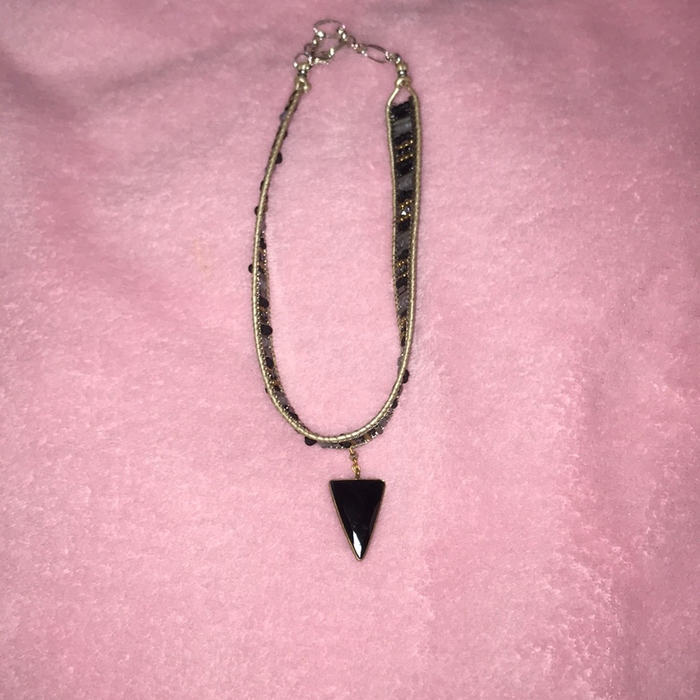 necklace/choker